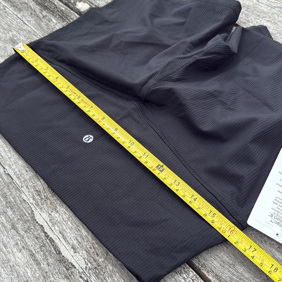 Lululemon Align High-Rise Ribbed Short 6" Black size 12 NWT BIKE SHORTS - Picture 4 of 7